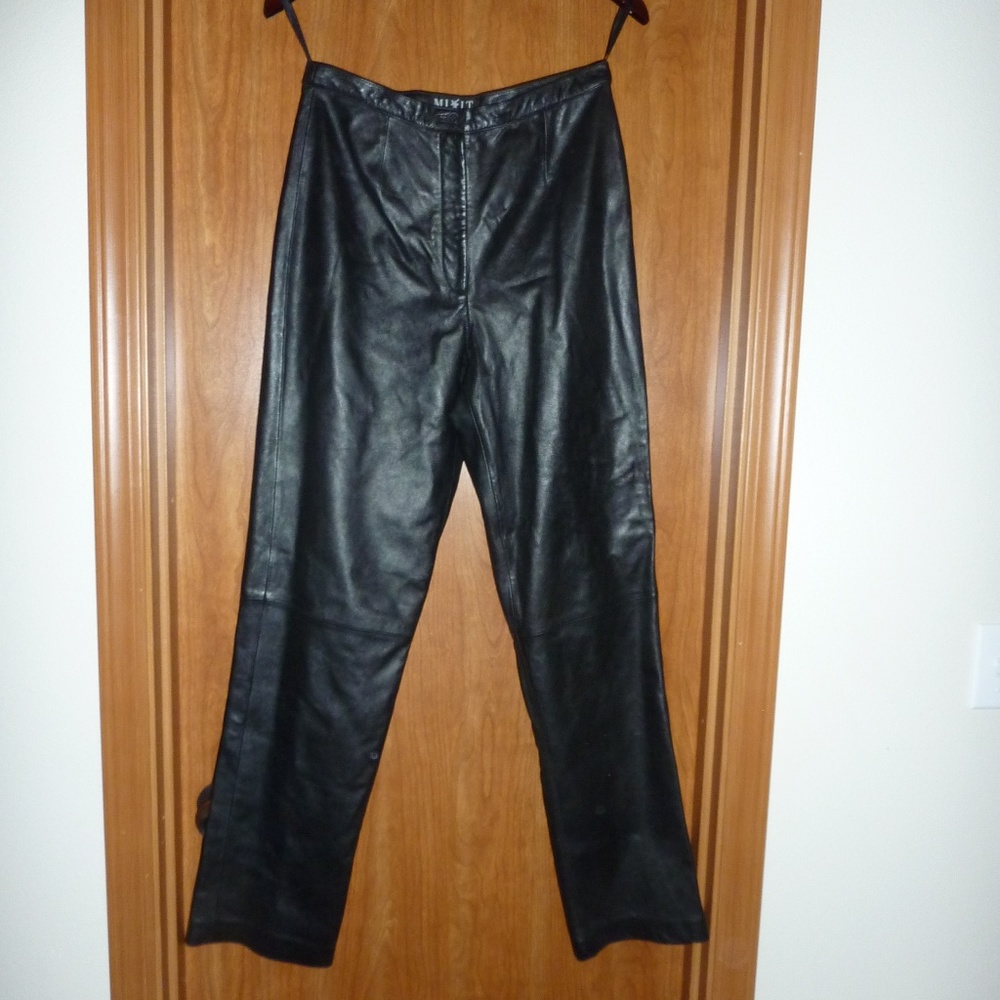 Black Genuine Leather Straight Leg Pants Size 8